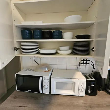 Huoneisto House For 10 Person Near Meyer 6a2