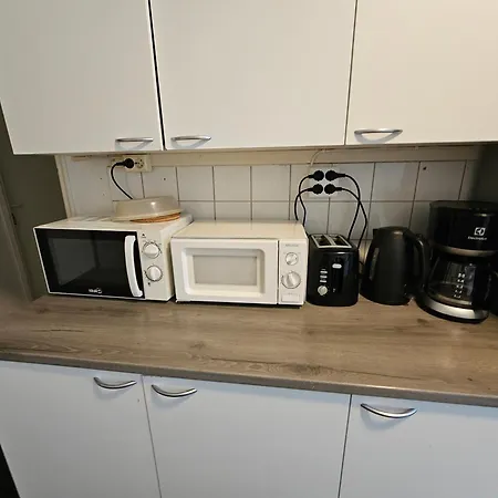 House For 10 Person Near Meyer 6a2 Apartment